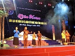 Vi, Dam folksong festival opens in Nghe An provine - ảnh 1